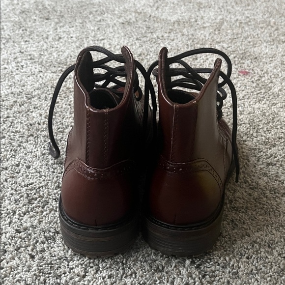 LIKE NEW ASKBIRDS Classic Brown Leather Men\'s Oxford Boots, size 9 main image 4